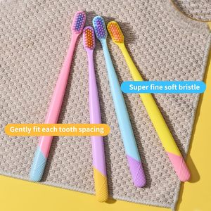 Cepillo de Dientes con Filamentos Flexibles de Grado Dental, Alta Saturación de Color - Product Image 5