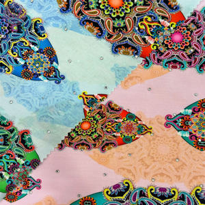 <span class=keywords><strong>Tela</strong></span> de diamante de <span class=keywords><strong>rayón</strong></span> de alta calidad 100% 45S de China Técnica tejida de flores impresas digitales para vestidos de noche para niños Zapatos - Product Image 4