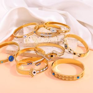 Nuovo Bracciale Geometrico in Acciaio al Titanio Placcato Oro 18K, Non Sbiadisce, con Zirconi Vintage, per Fidanzamento - Product Image 2