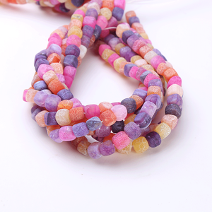 Cuentas de Piedras Preciosas de Corte Brillante Rojo Grado AAA 2219 para la Fabricación de Joyas, 8 mm de Alto con Forma de Estrella - Product Image 3