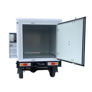 Chargeur de cargaison à trois <span class=keywords><strong>roues</strong></span> à chargement lourd et robuste <span class=keywords><strong>2022</strong></span> Tricycle de cargaison d'essence express Tricycle électrique fermé à essence - Product Image 2