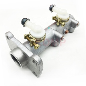 Prix de gros – Maître-cylindre de frein de marque <span class=keywords><strong>KOMP</strong></span> MB295340 pour MITSUBISHI Canter FE5 FE6 1986- - Product Image 2