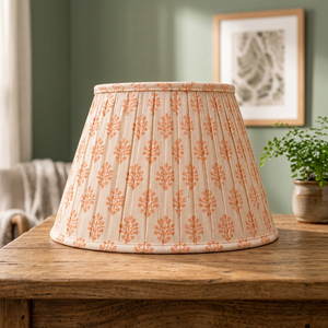 Abat-jour en tissu de lin fleuri |   Abat-jour plissé artisanal pour lampes de table, de sol et suspendues - Product Image 5