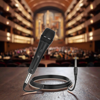 KTV Stage Live Streaming Microphone filaire Karaoké Anti Sifflement Microphone en métal Chanter Microphone dynamique pour la diffusion en direct
