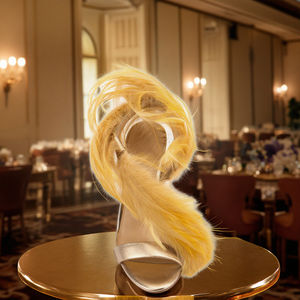 Sandali da Donna di Lusso Personalizzati 2025 <span class=keywords><strong>con</strong></span> Tacco Alto in Vera Pelle, Design di Fabbrica <span class=keywords><strong>con</strong></span> Cinturino a Fibbia e Tacco <span class=keywords><strong>con</strong></span> <span class=keywords><strong>Piume</strong></span> Personalizzato - Product Image 3