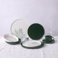 Service de table en céramique OEM, nouveau service de dîner 18 pièces en porcelaine fine avec assiettes plates et assiettes à bords droits, motif botanique minimaliste et élégant