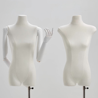 Mannequin de vitrine pour magasin de vêtements, modèle féminin demi-corps, poupée factice à treize lignes, modèle original à corps plat et à poitrine plate, support d'exposition