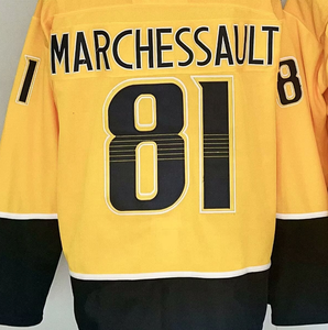 Pronto per la spedizione di Nashville Filip Forsberg Gold Home maglia da Hockey nazionale cucita di migliore qualità - Product Image 3