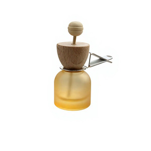 Botella Difusora de Aceites Esenciales de Vidrio Esmerilado con Tapa de Madera y Clip Metálico, Forma Redonda, para Uso en el Hogar - Product Image 1