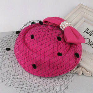 Vente en gros en vrac <span class=keywords><strong>pas</strong></span> <span class=keywords><strong>cher</strong></span> gatsby rose blanc noir kentucky fascinators clip mariage église derby chapeaux accessoires pour femmes tea party - Product Image 3