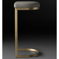 Chaise de salle à manger décontractée de style café moderne de luxe, chaise de bar tendance, tabouret de bar américain léger et luxueux à motif pied-de-poule