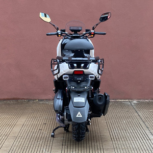 Nouveau style 2026 R TANK Pro 200cc Scooter sportif à essence, moteur refroidi par air, système EFI, vitesse maximale 95 km/h, frein à disque, cyclomoteur à essence pour la route - Product Image 6