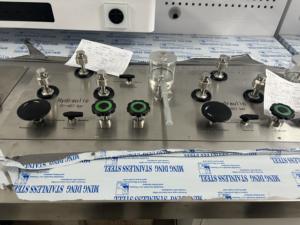 Multifunktionale Tisch-Druckkalibrierungsanlage Modulare Druckmessgeräte Modulare Stromlinienprüfanlage Elektrische Prüfbank - Product Image 1