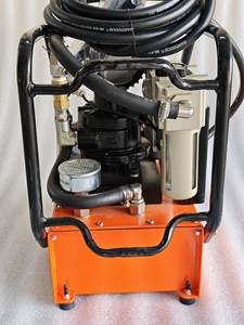 Pompe hydraulique à couple automatique à circulation stable VIT-W VATWP1015 pour le vissage d'embouts et de raccords pétrochimiques et les pipelines - Product Image 3