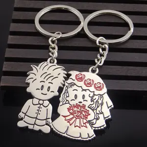 Individuelles logo Romantische Braut und Bräutigam KeyChain Nette Liebhaber Schlüsselbund Zink-legierung Hochzeit Paar Schlüssel Kette für hochzeit