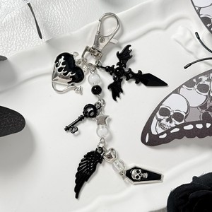 Llavero gótico punk negro con cruz y alas <span class=keywords><strong>de</strong></span> esqueleto, colgante para bolso, cadena para teléfono móvil con diseño <span class=keywords><strong>de</strong></span> amor y personalidad - Product Image 5