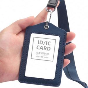 Porta Tarjetas de Identificación de Cuero PU Duradero de Primera Calidad con Correas para el Cuello - Product Image 4