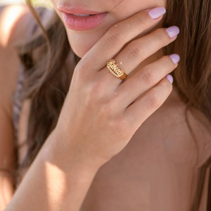 Anello con targhetta personalizzata placcato in oro rosa formato libero personalizzato stile a spirale in acciaio inossidabile <span class=keywords><strong>2</strong></span> nome coppia anelli - Product Image 4
