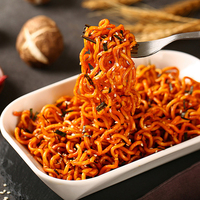 Nouilles coréennes de haute qualité en gros, aliments populaires, acceptant les commandes OEM/ODM, nouilles HALAL, ramen au poulet épicé, nouilles instantanées en gobelet