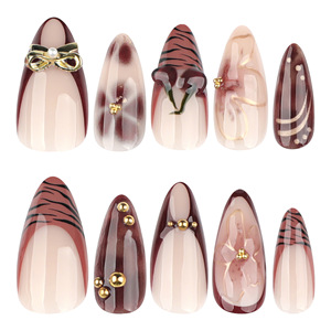 Fournisseur d'ongles : 30 <span class=keywords><strong>faux</strong></span> ongles en acrylique personnalisés, motif floral 3D marron, forme amande moyenne, style French - Product Image 3