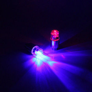 Lumière de valve de pneu colorée, décoration de moyeu de roue, lumière clignotante pour voiture, moto, vélo électrique - Product Image 2