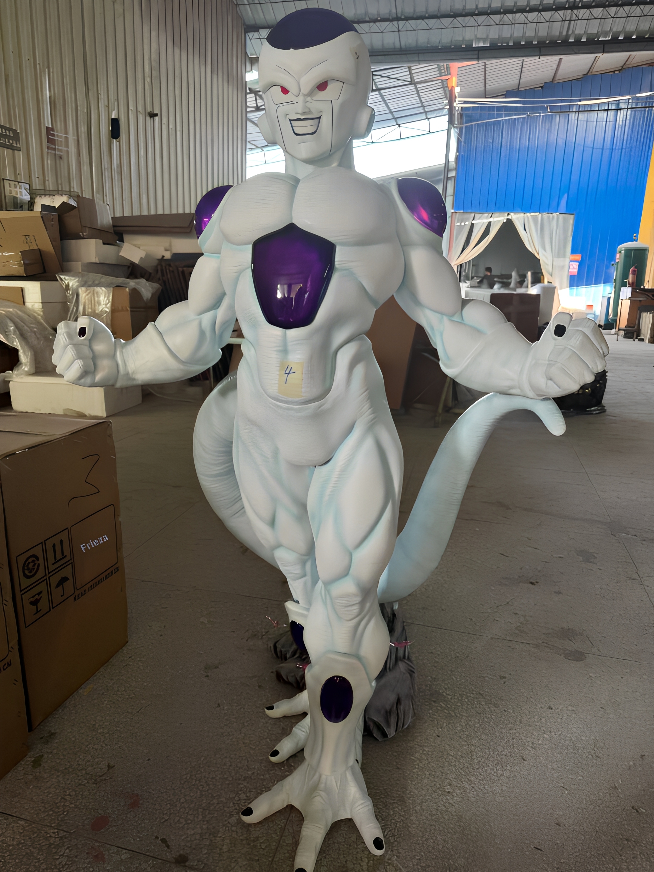 Frieza blanc H:155CM