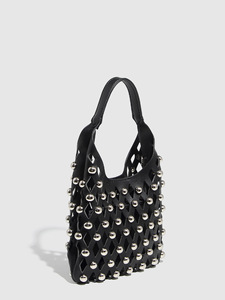 Nouveau sac à main décontracté grande capacité pour l'été, couleur unie, style punk avec rivets ronds incrustés, sac à bandoulière tendance pour femme, Tanjing - Product Image 2