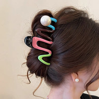 Nouvelle Mode 11cm Coloré Vague Griffe En Gros Coréen Coloré M-forme Cheveux Griffes Chapeaux Femmes En Plastique Cheveux Accessoires