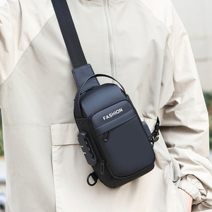 Nueva llegada: Bolsa de pecho impermeable para motocicleta con candado, antirrobo, para hombre, bandolera cruzada para exteriores. - Product Image 2