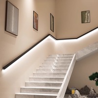 Main courante en acier inoxydable personnalisée à bas quantité minimale de commande lumière LED projecteur balustrade rampe d'escalier