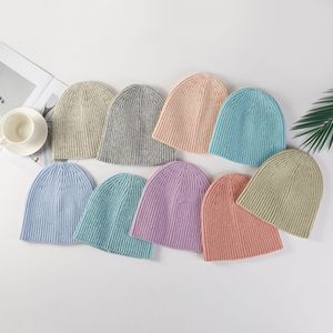 Bonnets d'hiver en <span class=keywords><strong>cachemire</strong></span> pur pour femmes - Logo personnalisé de créateur, luxe, mode, tricot chaud, tissu côtelé courant, pour les voyages d'affaires - Product Image 2