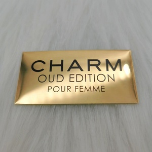 Vente chaude Étiquettes adhésives personnalisées pour parfum avec design en relief pour flacons de parfum Taille et couleur personnalisées haut de gamme - Product Image 5