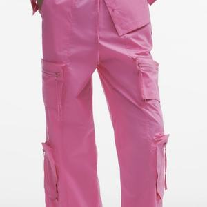 Pantalon cargo taille haute élastique pour femme avec logo personnalisé, motif cœur, 6 poches, écologique et respirant, délavage coloré - Product Image 2