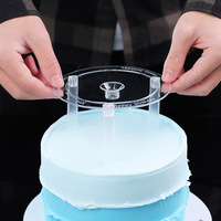 Support de gâteau rond transparent haut de gamme 2027 avec visage souriant, design flottant multidimensionnel