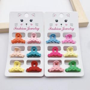 Mini pençe saç tokası Trendy renkli inci saç aksesuarı kızlar için tatlı tarzı saç dekor için parti - Product Image 4