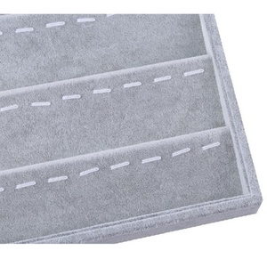 Plateau à bijoux multifonctionnel en microfibre personnalisé, empilable, pour l'affichage des bagues - Product Image 5