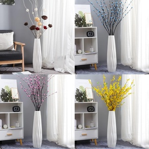 Vente chaude Moderne Art Artisanat Blanc Décor De Mariage En Céramique Grand Sol Vase Simple <span class=keywords><strong>Origami</strong></span> Conception En Céramique Fleur Vase Meilleur Cadeau - Product Image 4