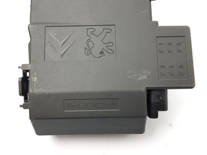 Fusible BPGA Box 6500GR 28236841 Module de Protection de gestionnaire de <span class=keywords><strong>batterie</strong></span> pour Peugeot 308SW RCZ <span class=keywords><strong>Citroen</strong></span> <span class=keywords><strong>C4</strong></span> Picasso1.6T - Product Image 3