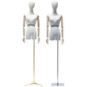 Maniquí Moderno de Mujer para Exhibición <span class=keywords><strong>con</strong></span> <span class=keywords><strong>Brazos</strong></span> <span class=keywords><strong>Articulados</strong></span> - Product Image 5