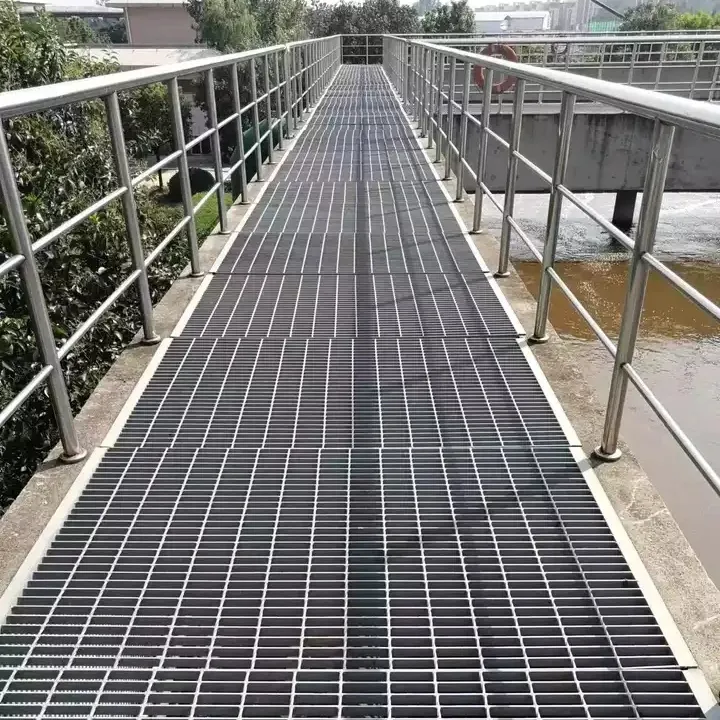 Customized cheap price high quality Metal Floor Grating Mesh durable welded steel driveway steel grating Weight Kg M2