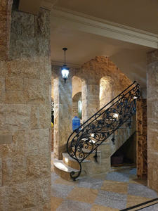 Escalera de hierro de lujo hecha de acero sólido premium de 14x14 mm con garantía de calidad. - Product Image 6