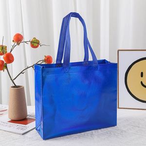 กระเป๋าหิ้วผ้า Non Woven ขนาดกลาง X57 สกรีนโลโก้ได้ตามต้องการ  แบบรีไซเคิลเคลือบเมทัลลิก ดีไซน์ทันสมัย พร้อมส่ง กระเป๋าช้อปปิ้งสะพายไหล่ - Product Image 4