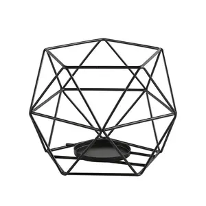 Vente en gros bougeoir design géométrique creux fer métal petit chandelier décoration de table