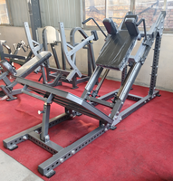 Machine à Squat Hack à Charge Libre 45 Degrés avec Coussin d'Épaule pour Salle de Sport Commerciale, Équipement d'Entraînement de Force en Acier Robuste et Réglable