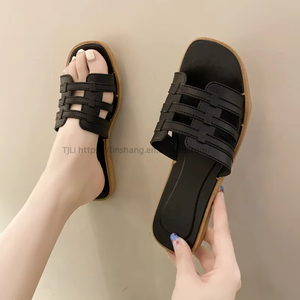 Fashionable High Quality Designer Women <b>Slides</b> <b>Slippers</b> Flat Women <b>Slippers</b> Home Beach Luxury <b>Slippers</b> for Women - Product Image 6