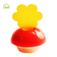 Pièges à mouches des fruits portables et jetables en PP, kits de pièges à colle UV d'intérieur, autocollants collants tueurs pour cuisine