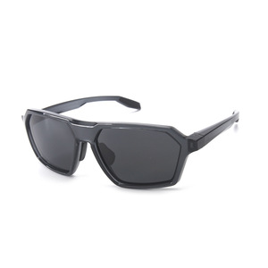 Lentes de Sol Deportivas Polarizadas UV400 con Lentes TAC, Armazón Ligero TR90, Modernas y a la Moda, Blancas y Rojas, para Conducir y Ciclismo - Product Image 3