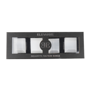 ELEVARRE Set di Quattro Anelli Portatovaglioli in Selenite, Decorazione da Tavola in Cristallo Quadrato - Product Image 1