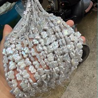 Chaîne de perles d'eau douce naturelles baroques iridescentes blanches de qualité AA, longueur 38 cm, 27 perles
