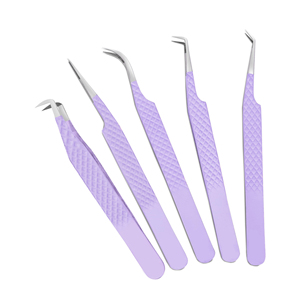 Juego de Pinzas para Pestañas de Acero Inoxidable con Logotipo Personalizado, Pinzas Doradas con Punta Puntiaguda para Extensión de Pestañas - Product Image 1